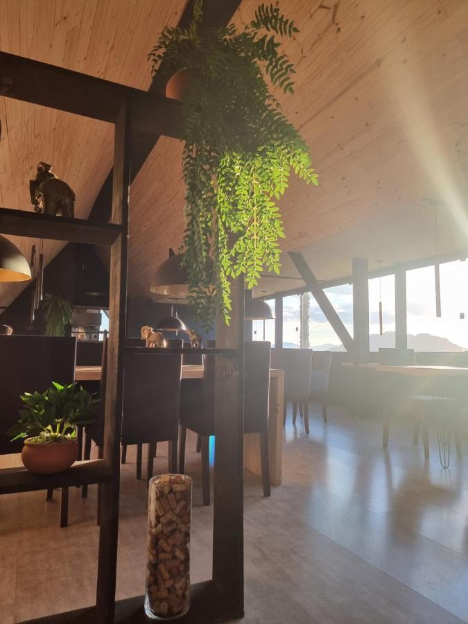 La Mansarda Hotel 우루비시 외부 사진
